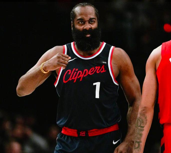 快船又要北伐，这有可能吗？
一波三连胜，似乎让大家又对快船充满了期待，毕竟过去的