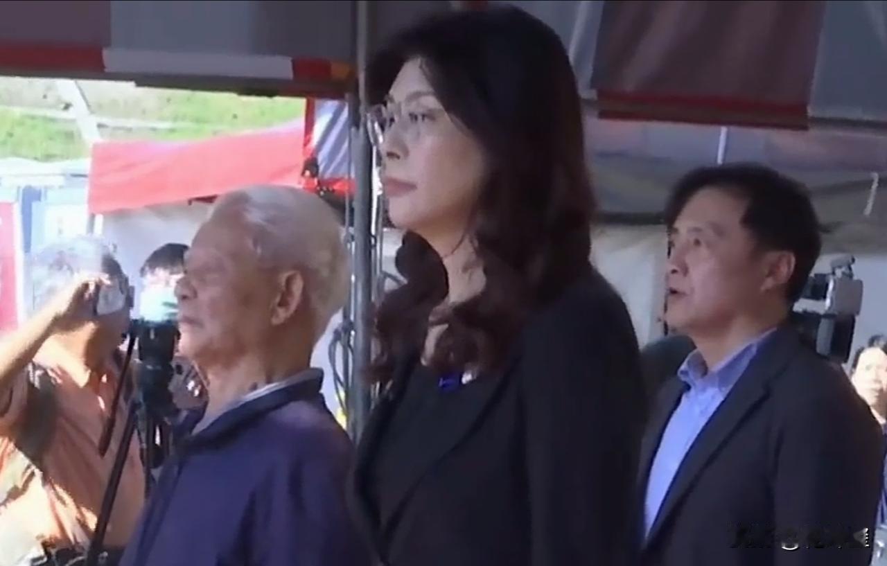 这是个态度问题，已经能够说明很多问题了？
   中国台湾国民党主席郑丽文女士，前