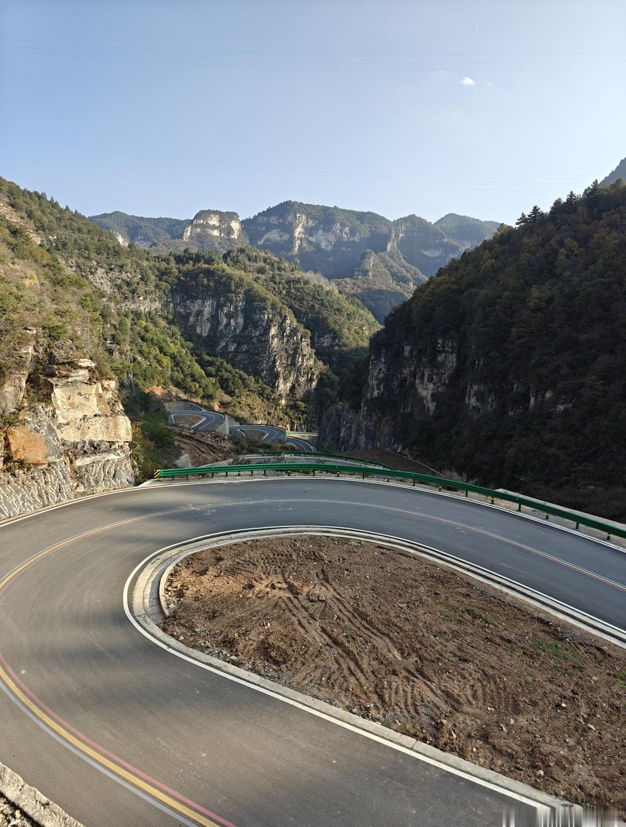 太行天路十六拐 ​​​