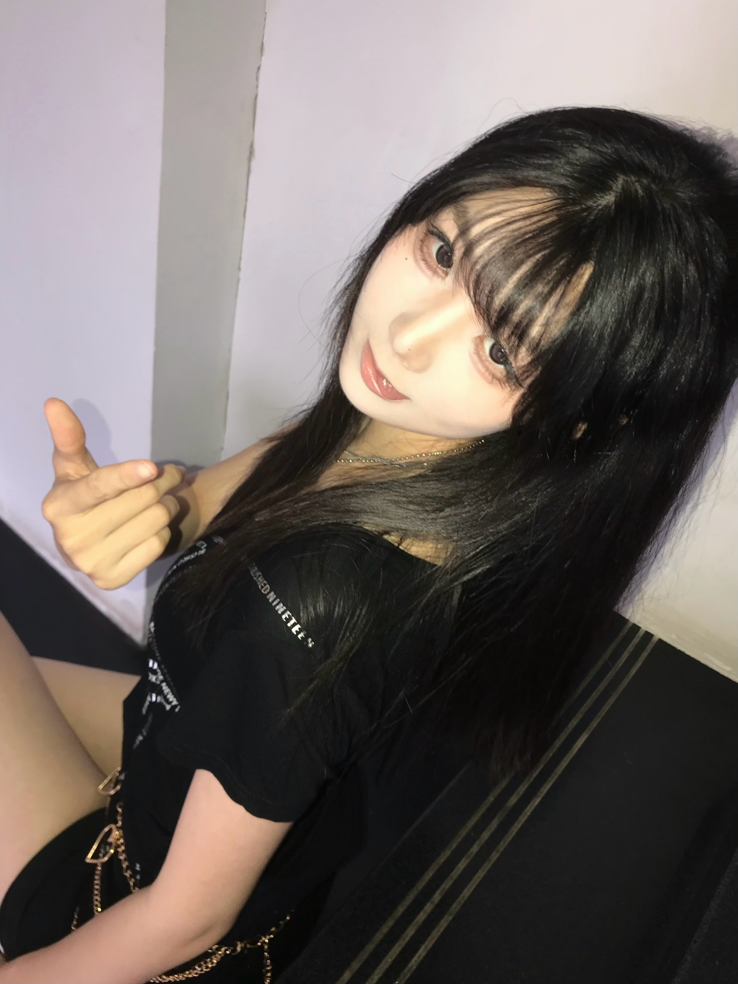 觉得陌生是对的，因为柴包被我绑架了，你们再也见不到她了，快快投降吧！🙌star