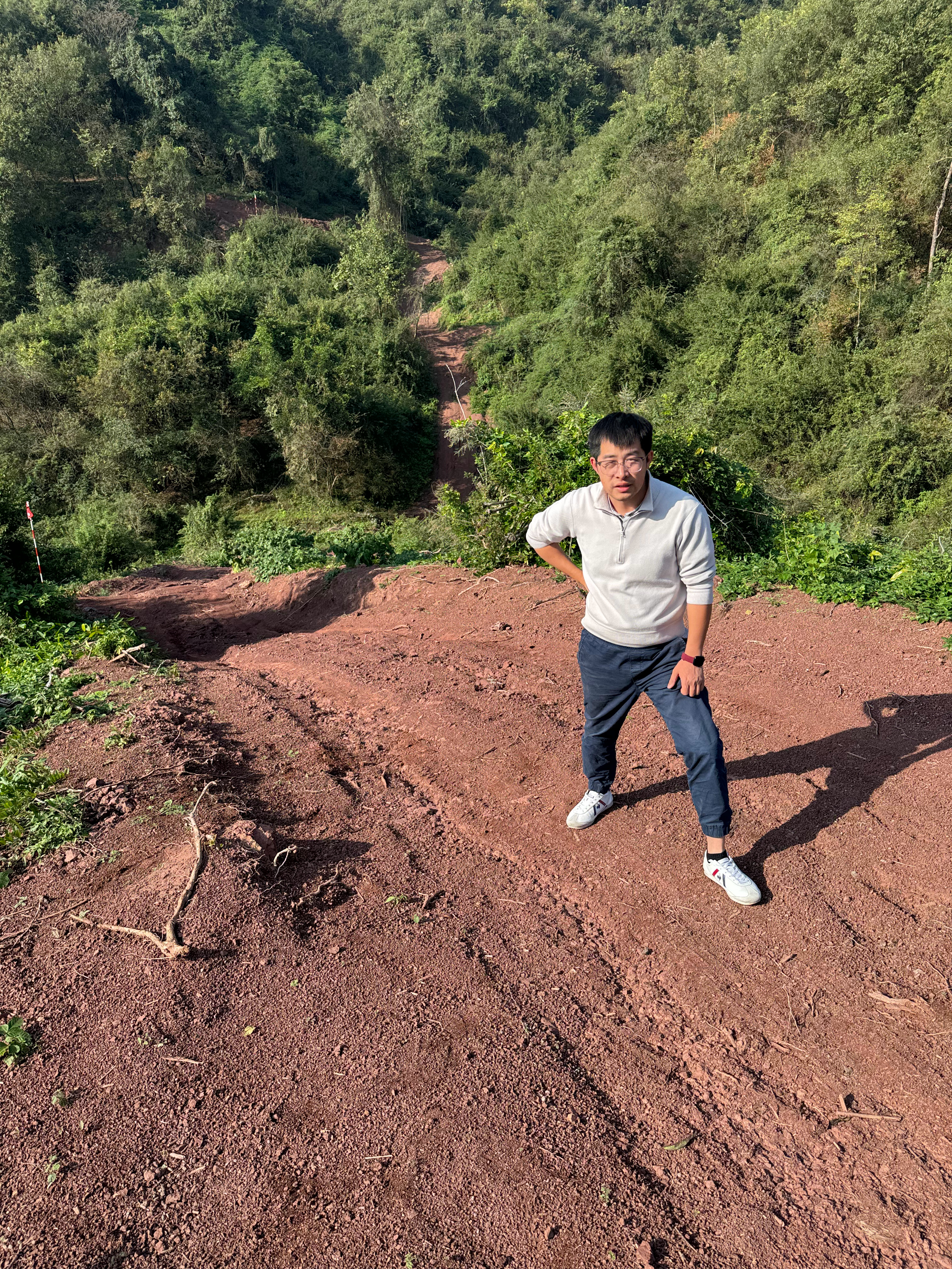 北方越野车从此告别土狗风短前悬，长后悬其实我是北京越野的颜值爱好者BJ40工程车