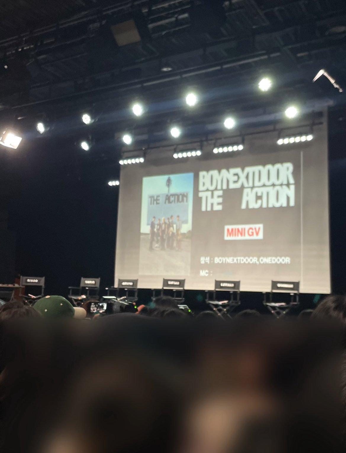 【twi】boynextdoor见面会给粉丝的椅子……. ​​​