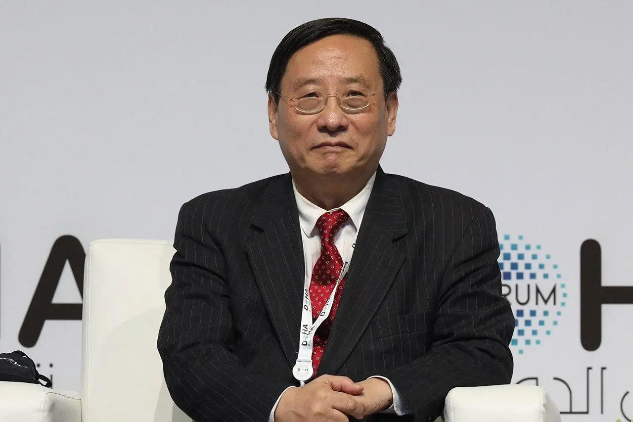 美大使：中国偷窃我们的技术。高志凯先生：你们刚给六代机取了个名字，我们已经有两款