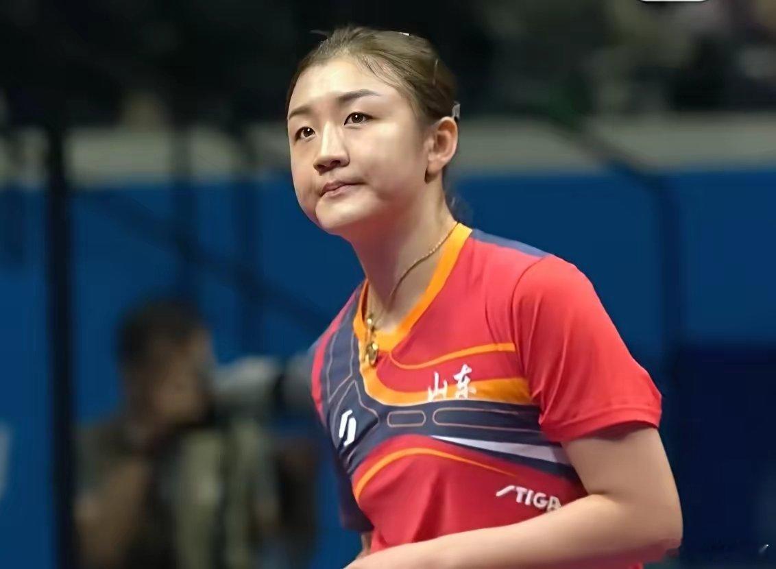 陈梦打孙铭阳太轻松了。陈梦和孙铭阳虽然是青岛老乡，但是两人是不同省队，孙铭阳参加