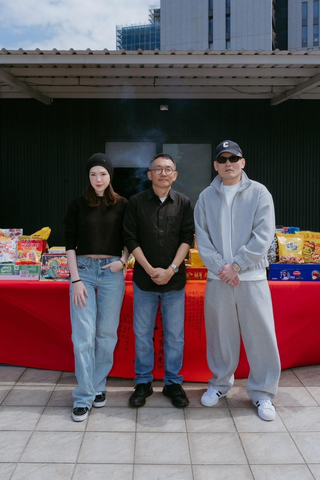 许玮甯主演新片《至少还有月光》开拍！新片将以1段横跨台湾南北与离岛的旅程为主轴，