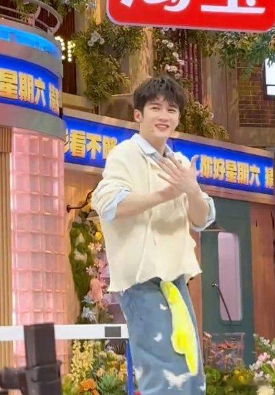 檀健次跳蒙娜丽莎直拍 你好星期六 檀健次的《蒙娜丽莎》舞蹈太迷人了，每个动作都卡