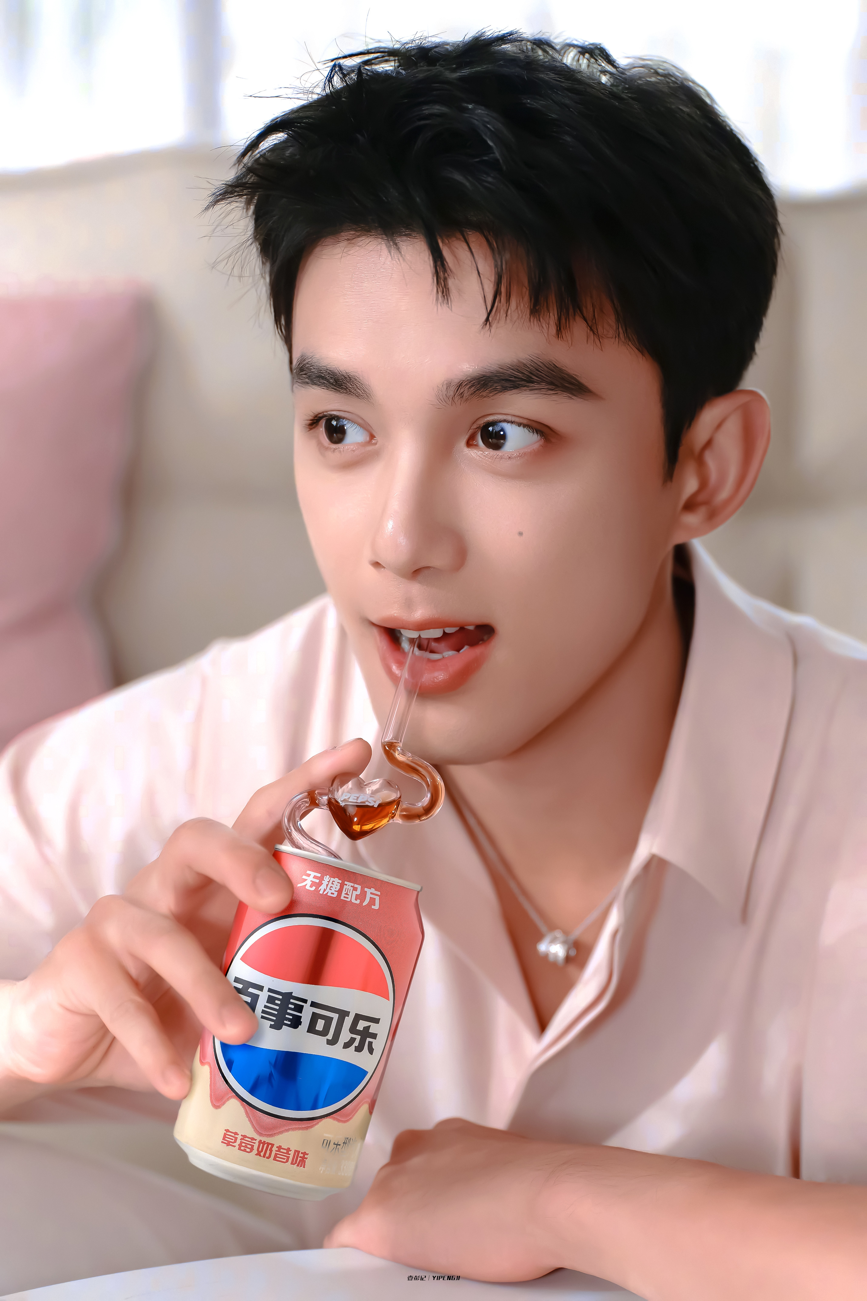 吴磊 · 𝙇𝙀𝙊 