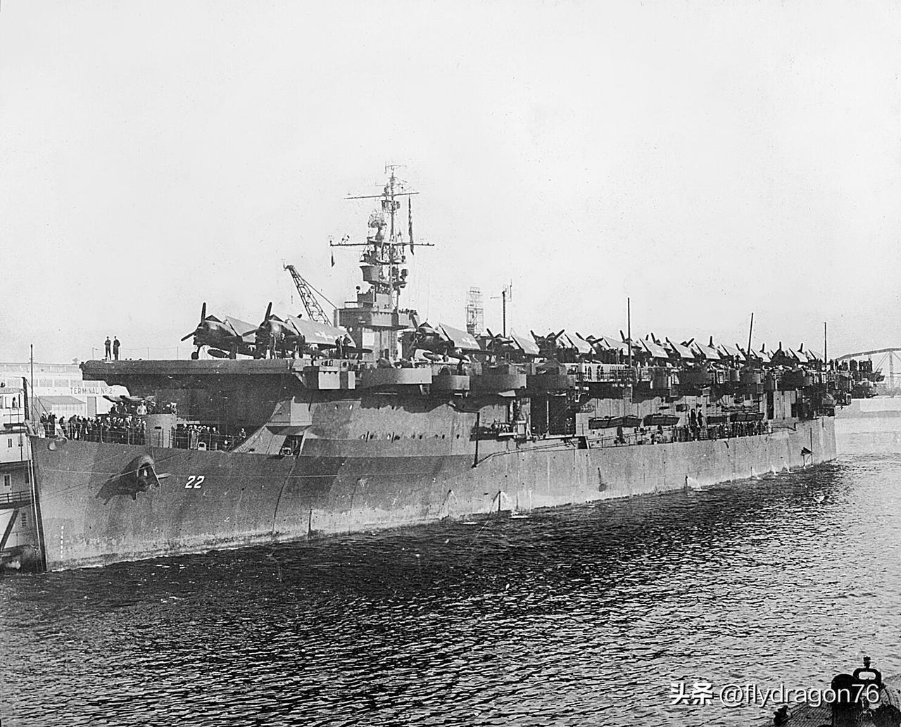 🇺🇸轻型航空母舰“独立”号（CVL-22）

这艘舰艇的诞生源于迫切的需求。