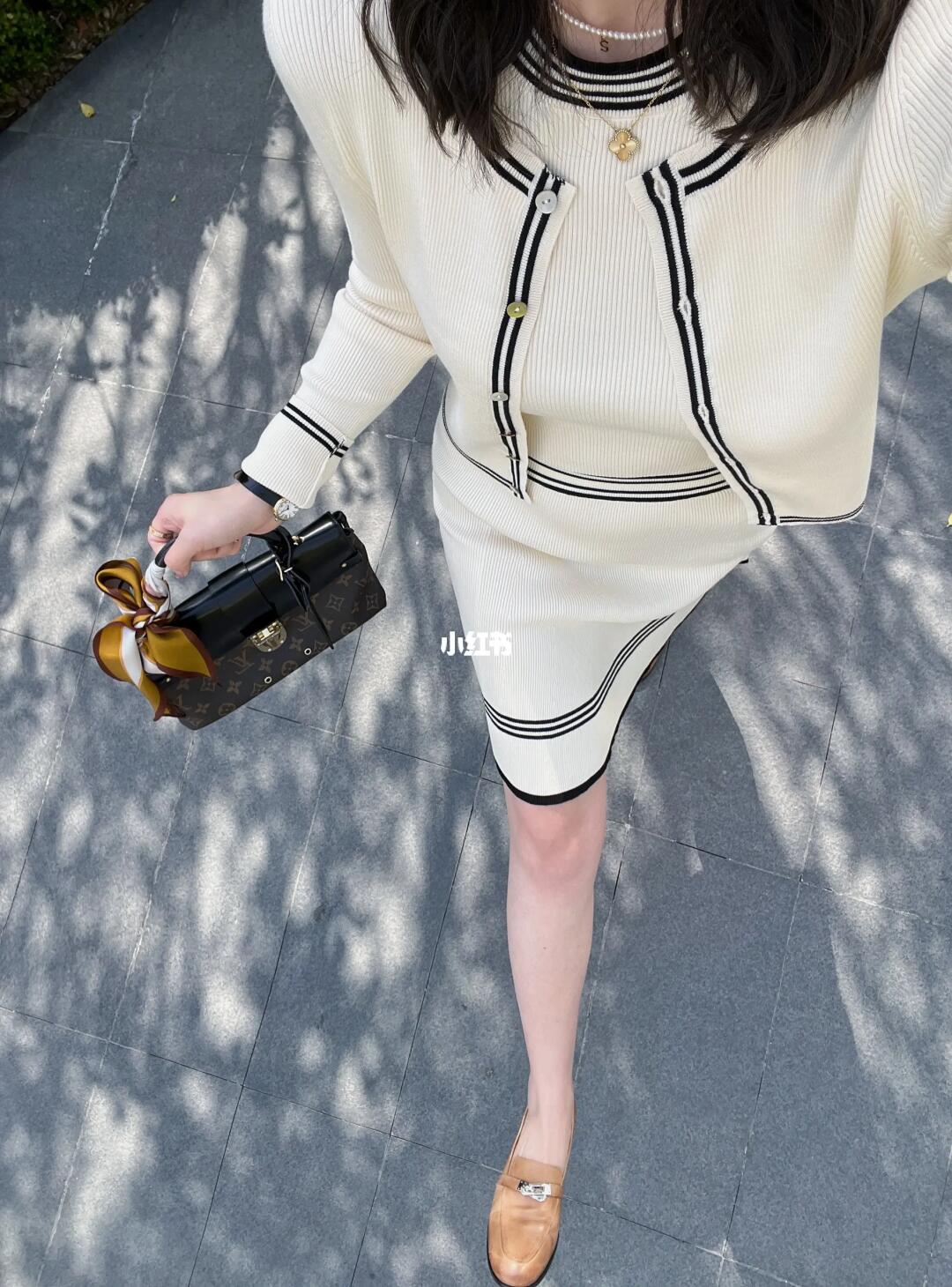 都市丽人春季打工套装！这套针织太显瘦了叭！