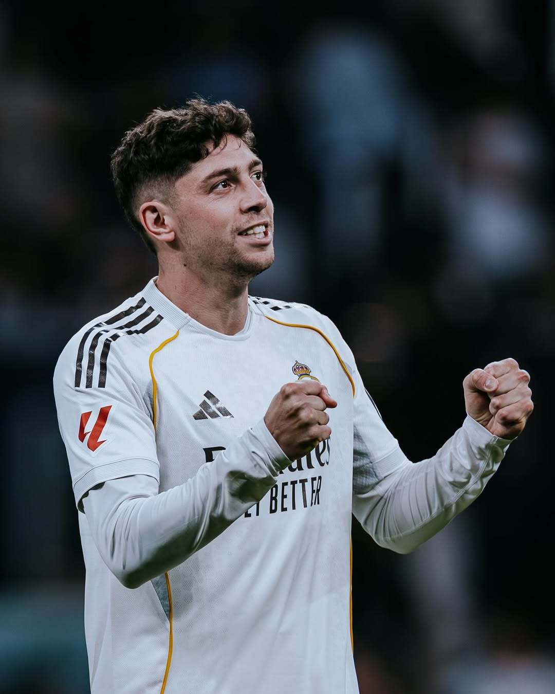 皇马皇马 米利唐 贝林厄姆 巴尔韦德82的比心正面照 