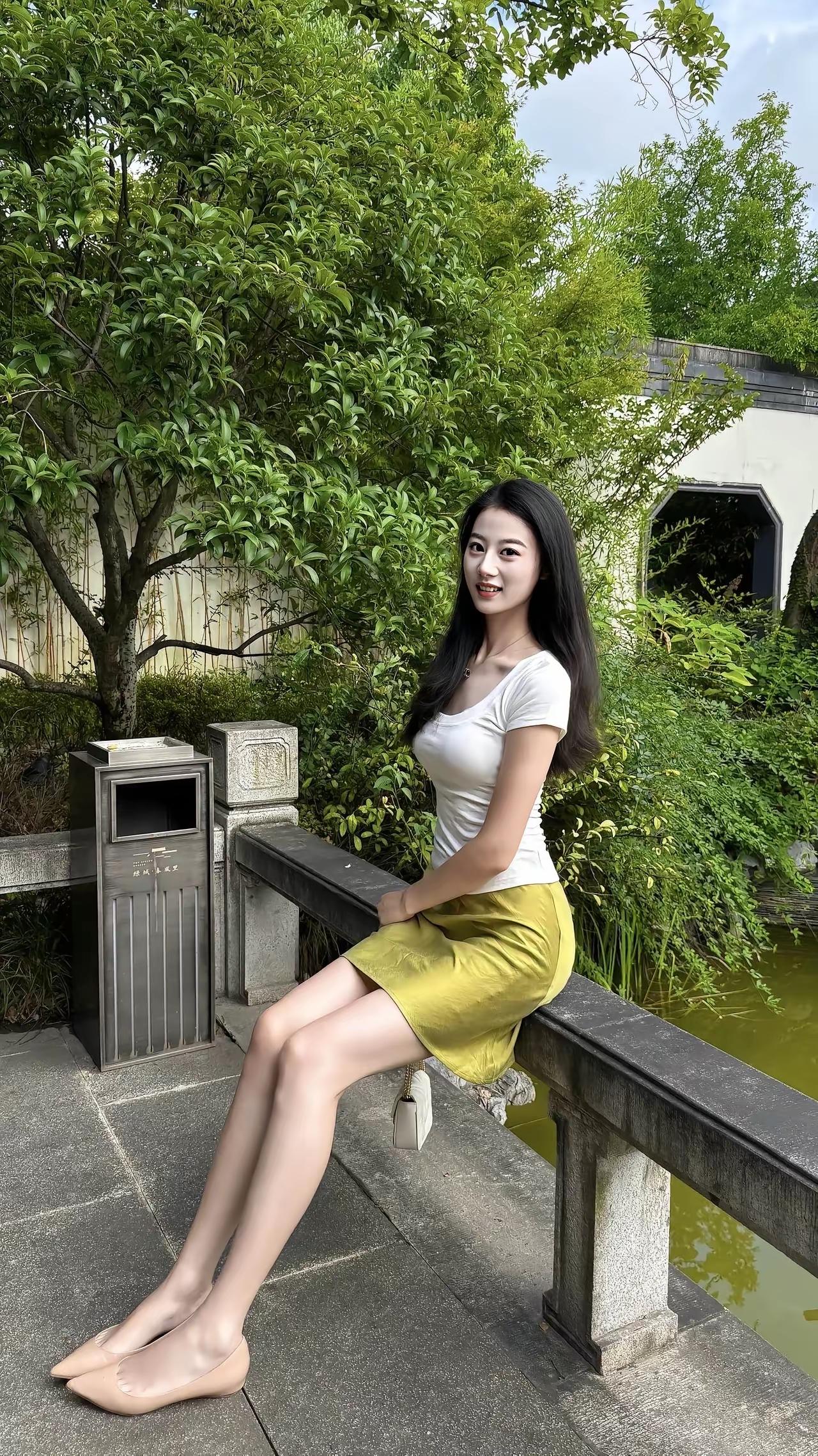 这样的女孩子，日后一定是贤妻良母的样子。