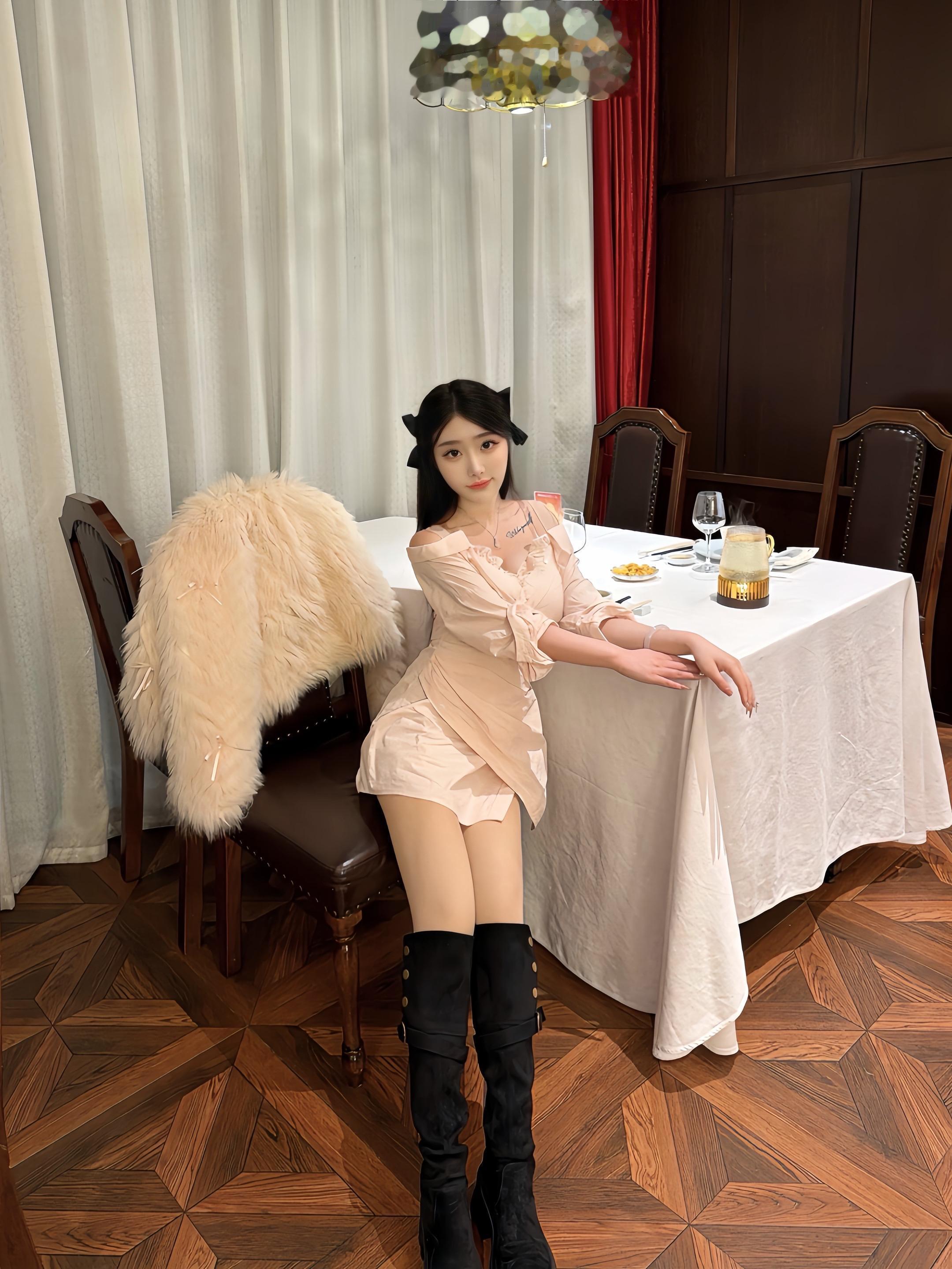 做他的朋友也好 做她的兄弟也好 做他的什么都好 别做情人就好