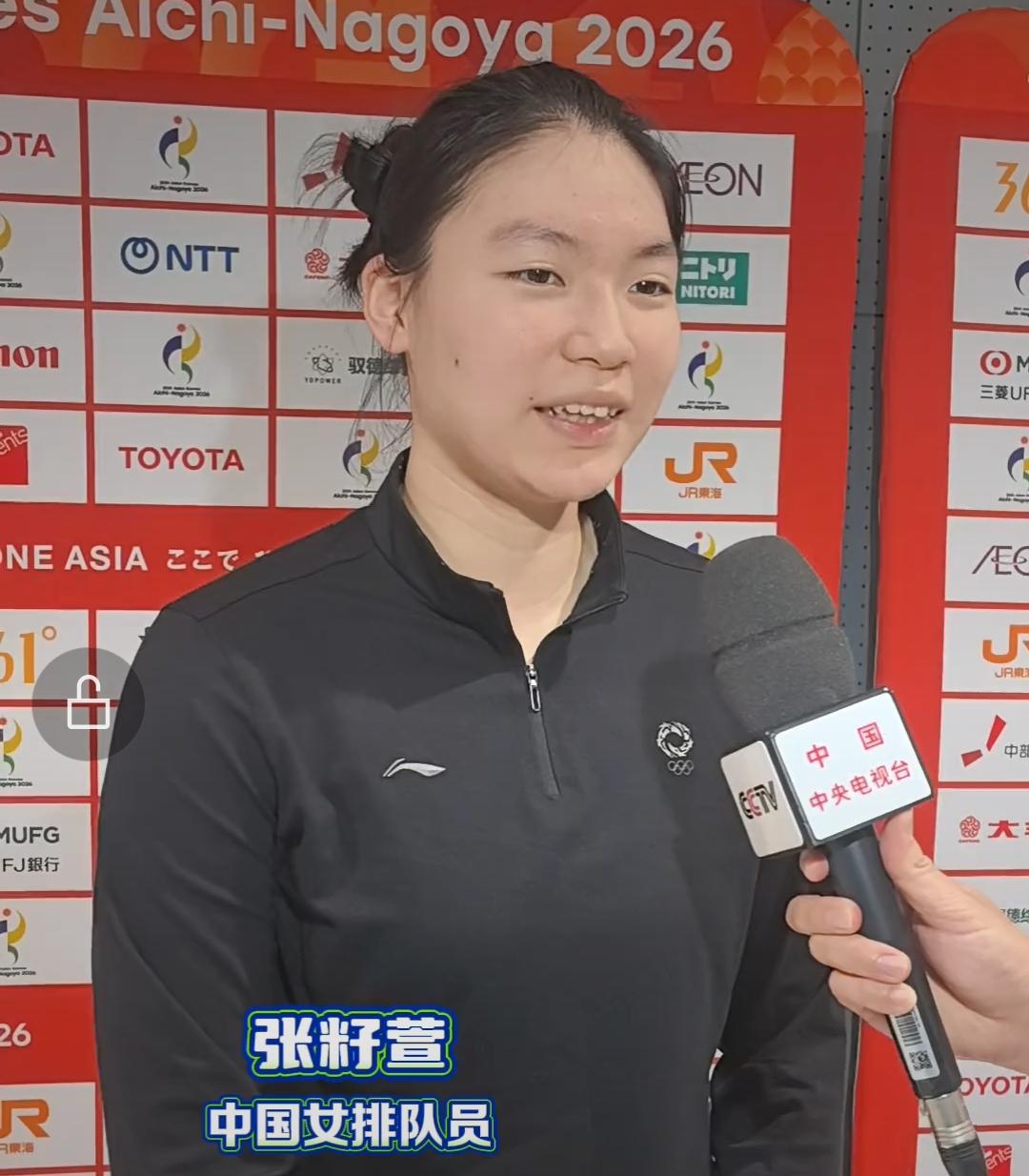 中国女排vs菲律宾女排，吴梦洁低迷，张籽萱将主打接应位的唐欣传成了得分王

实事