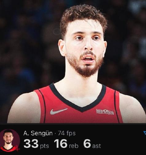 G3的申京打的没毛病！

全场出战47分钟，贡献33分16篮板6助攻3抢断。
投