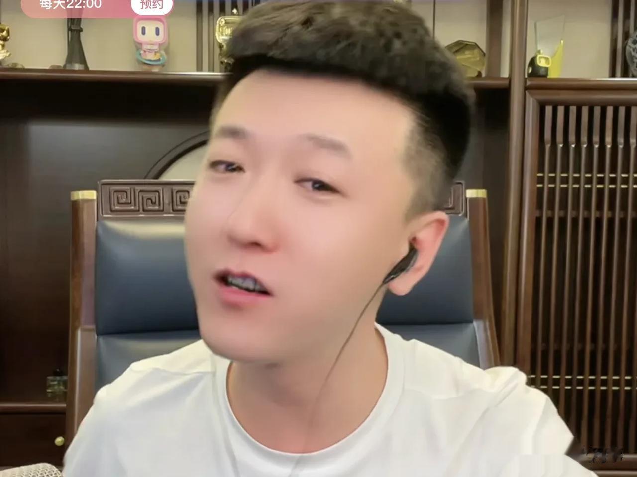 一哥：天道进退两难，去参加909活动讲和，浩南就站起来了

一哥分析浩南干祁天道