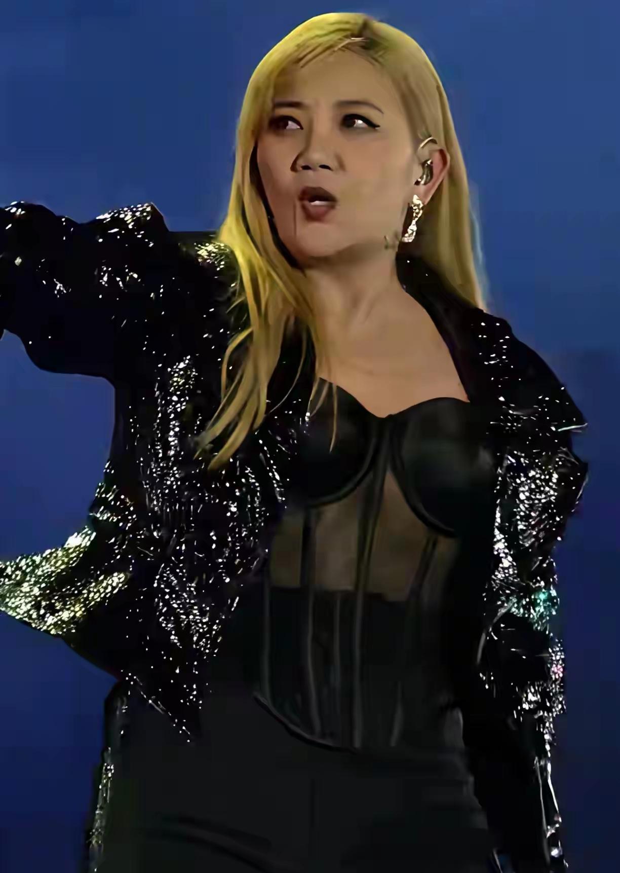 张惠妹是瘦不下来了，跟她一样胖的梁静茹还能瘦回来吗？这两人其实挺搞笑的，她们仗着