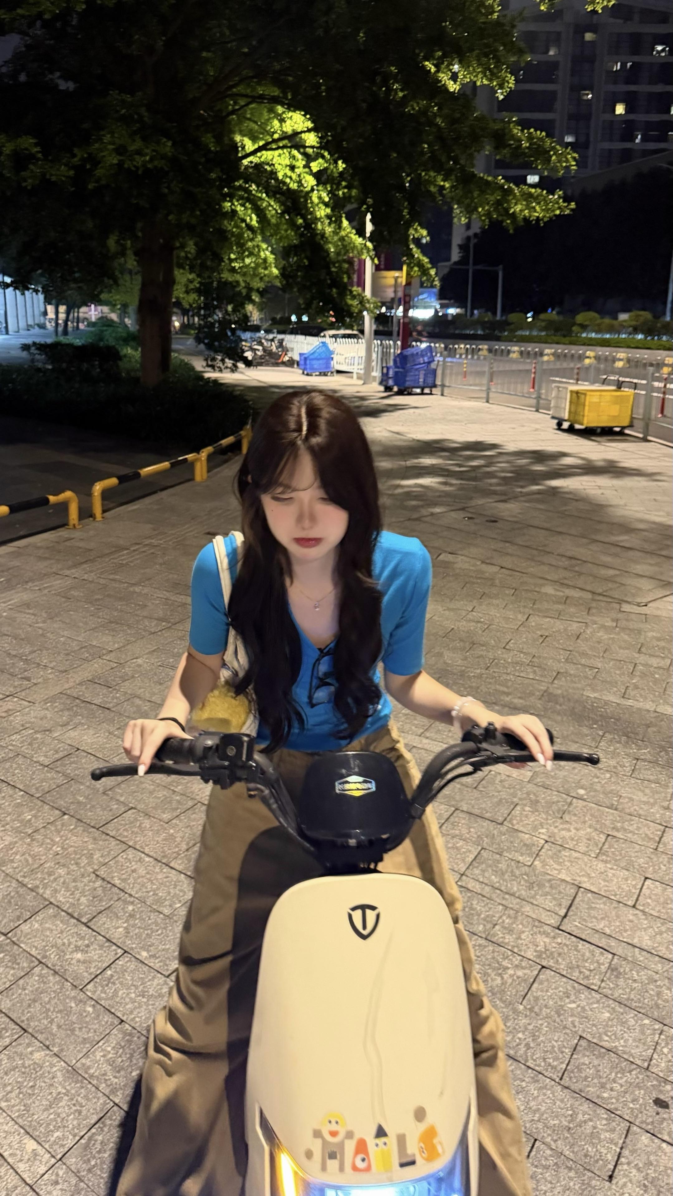 拜托 当女孩太好了