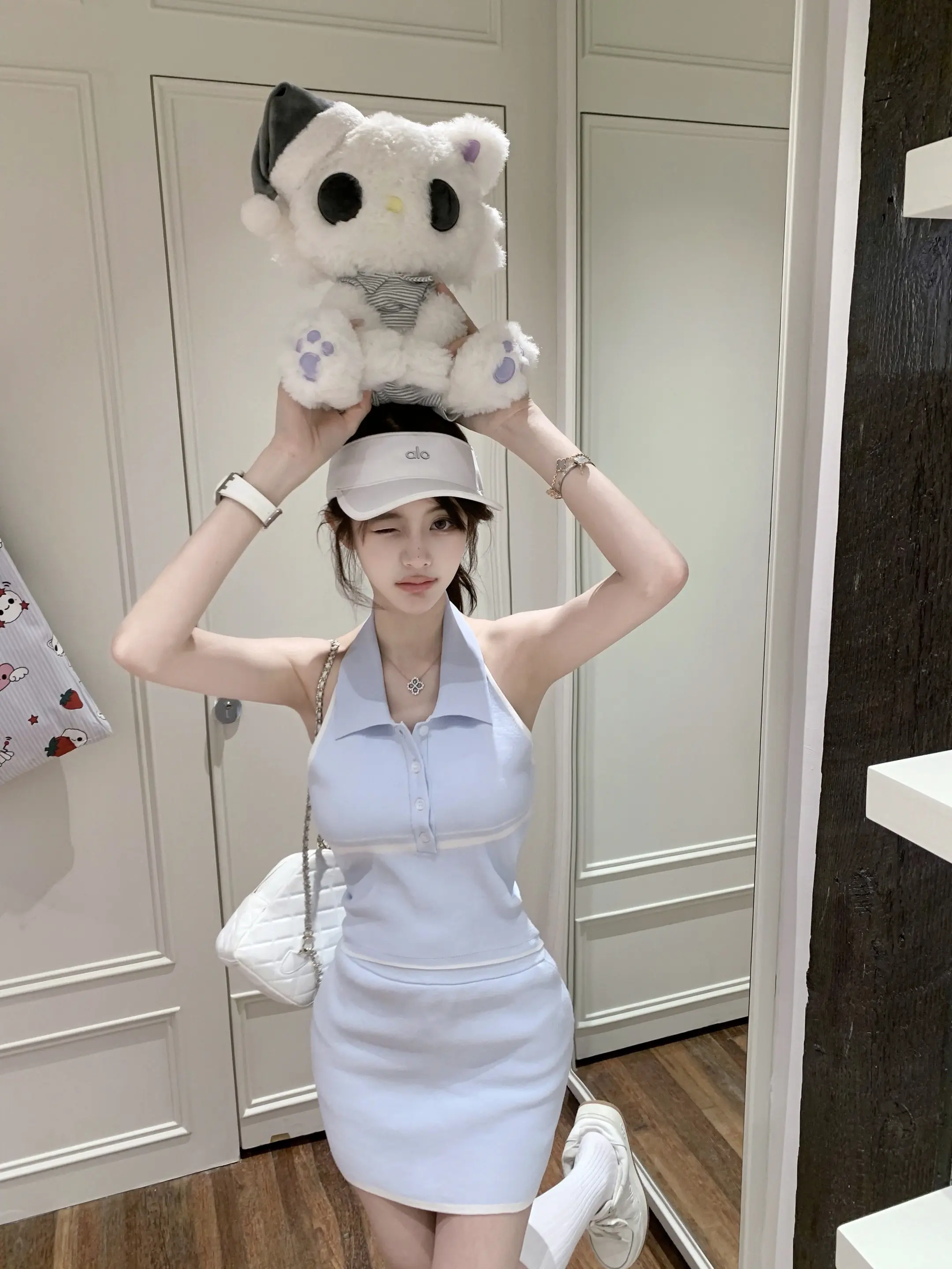 天气预报说明天有雨我听成了明天有你。