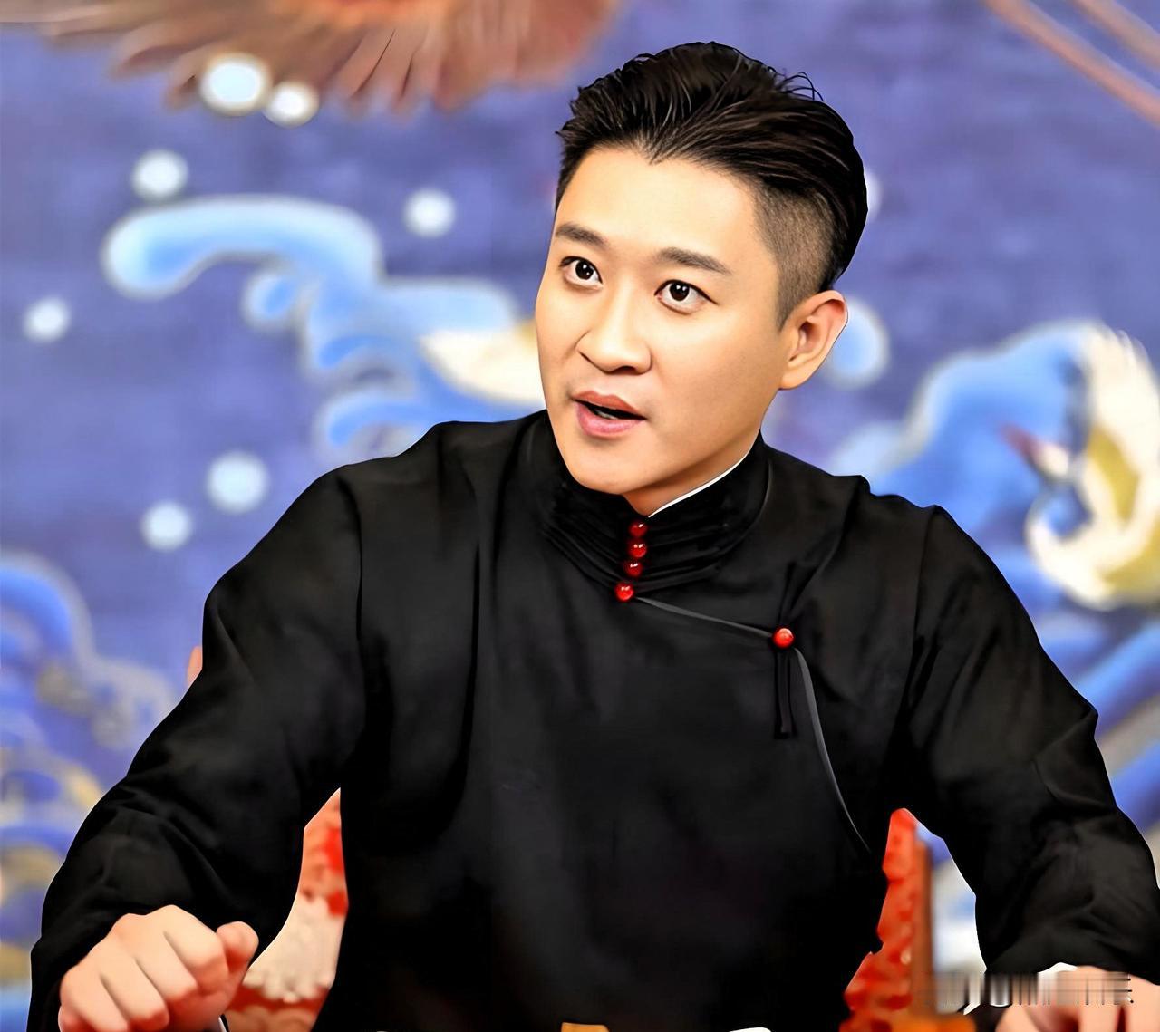 相声江湖真是风水轮流转！被骂了十几年的“逆徒”，马上就要在江阴大剧院开专场了！