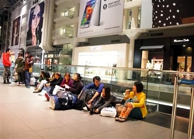 iPhone17爆火真相，打脸太狠！
聊iPhone17，那话题度直接拉满！早先