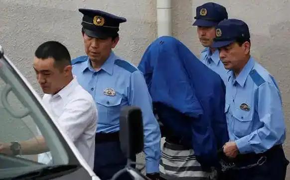 中国驻日领事馆再次发布声明。2月26日，中国驻大阪总领事馆紧急通报。
 
中国驻