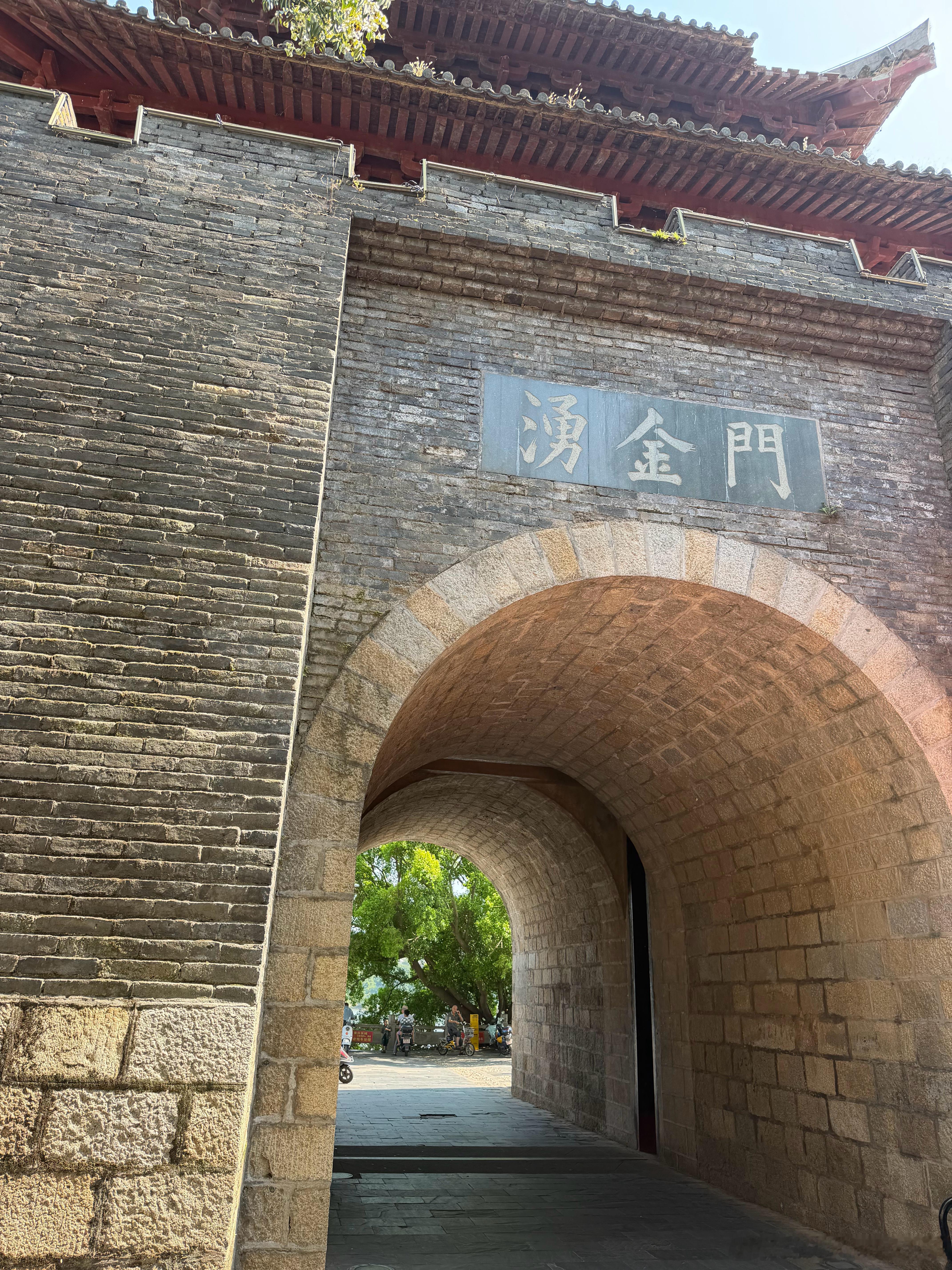 ໑ຼₒ₂₆        气血不足的年龄，连情绪都要省着用，        不听