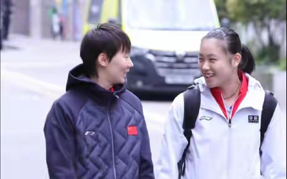女团3:2日本
获得冠军

五场比分
第一场
王曼昱2:3张本美和
4:11，9