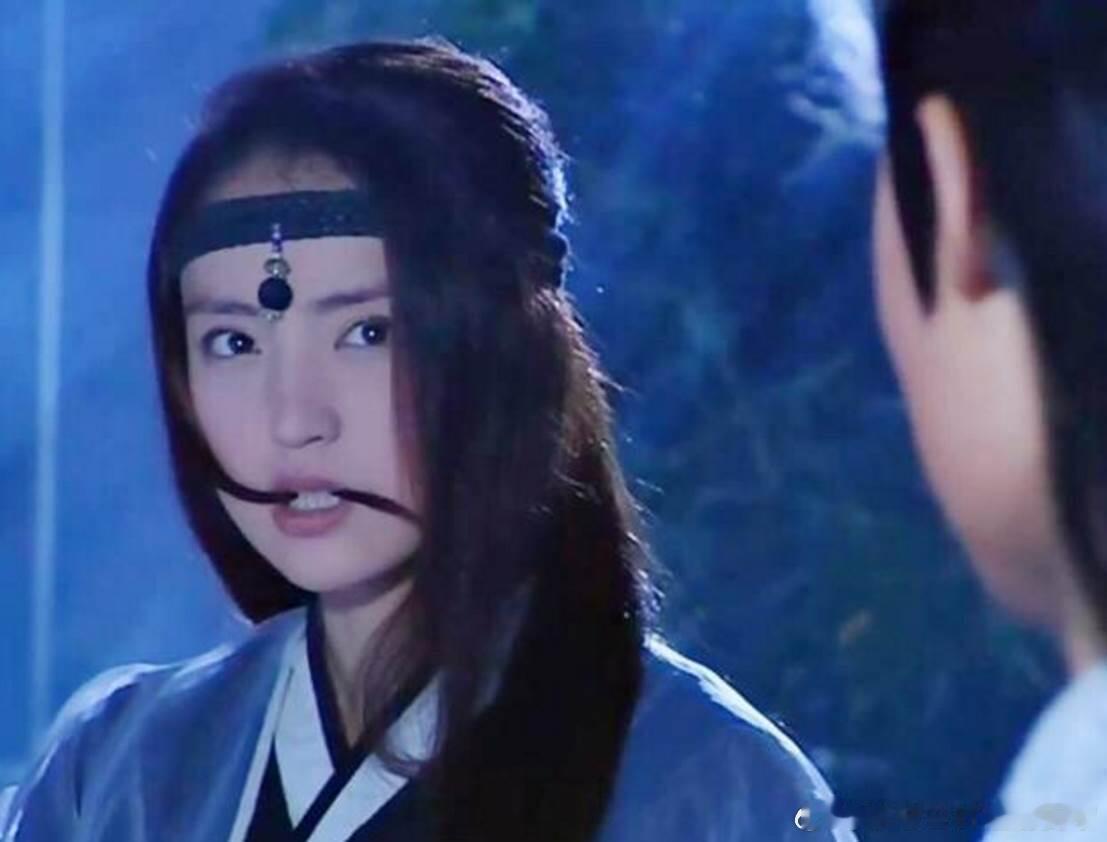 #董璇都演反派了#这是多少人的女神啊！这居然是董璇的第一部戏，演技超好也就算了，