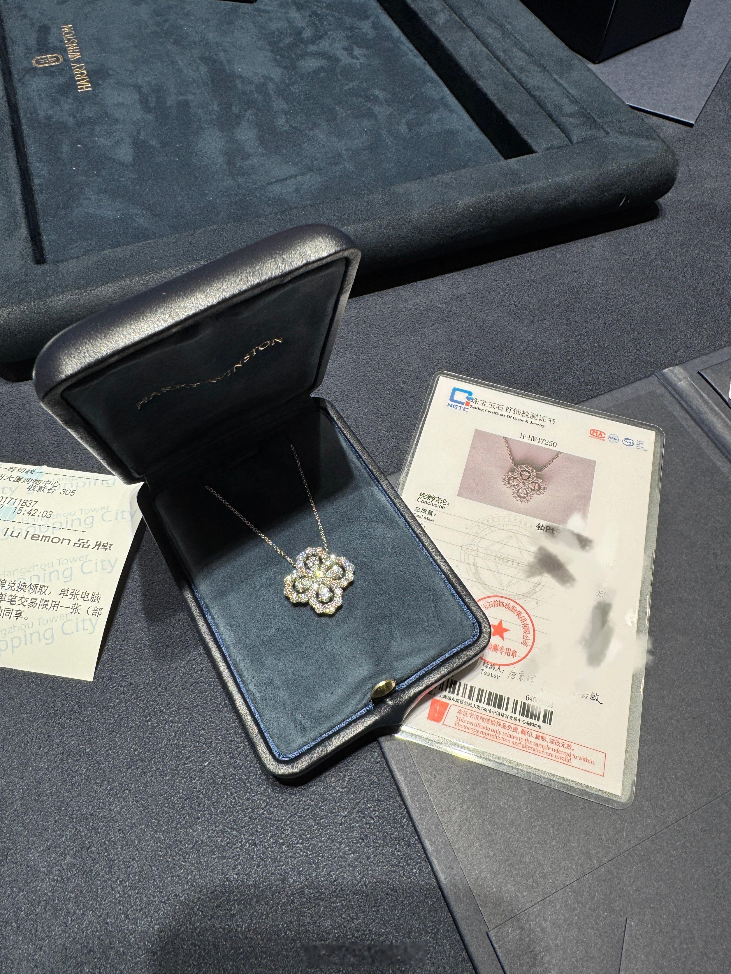 终于等到啦！还想去日本walkin一下没想到突然在杭大等到了[流鼻血]真是闪到我