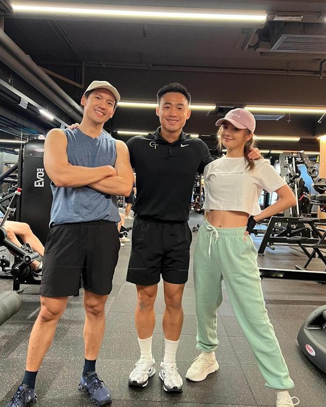 2026年4月29日，港圈彻底沸腾了！大瓜一个接一个，最震撼的就是43岁阿SA突