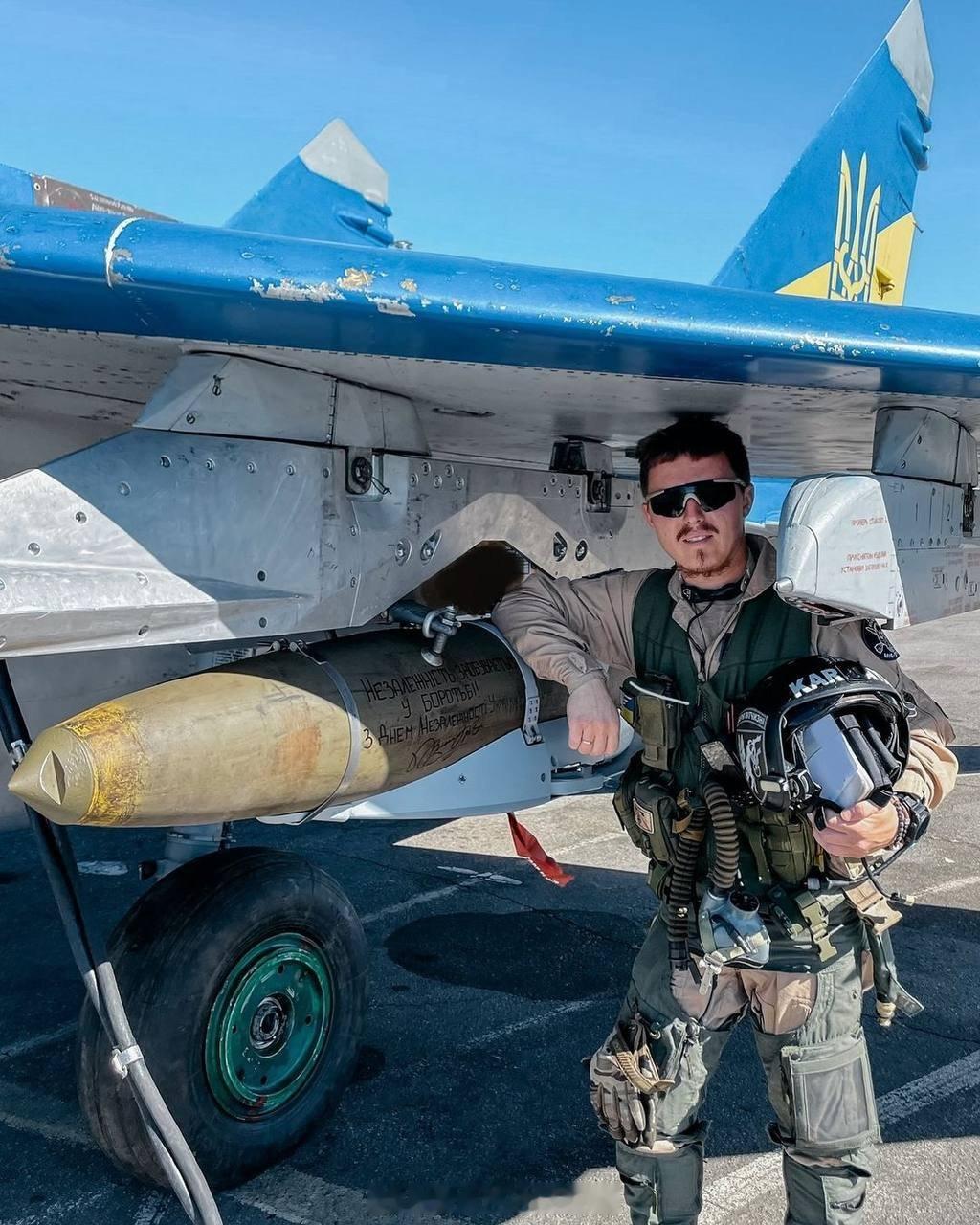 🇺🇦MiG-29+🇺🇸JDAM-ER#烽火问鼎计划# ​​​