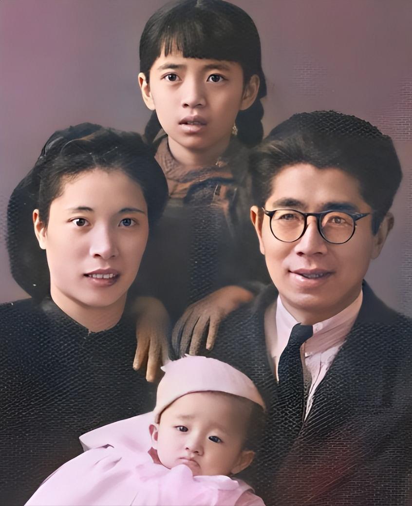 1945年，陈芝秀抛下年幼子女和丈夫常书鸿，跟下属私奔，多年与女儿在杭州相遇，她