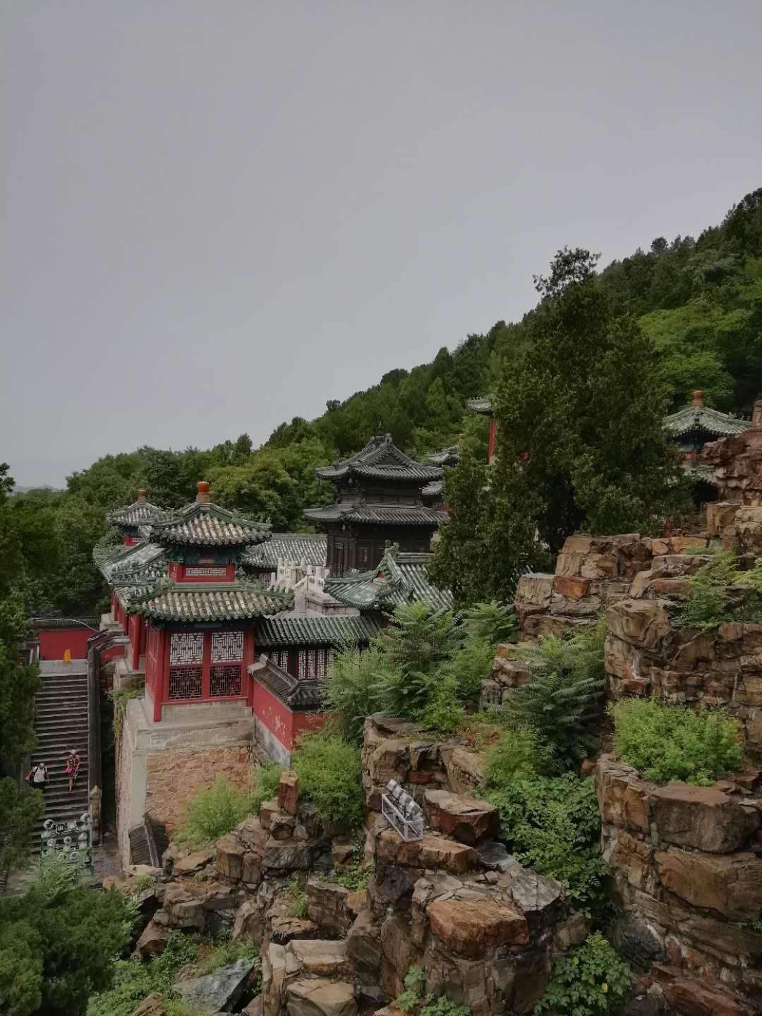 那时候，我只看到了钱。
 
       在清朝时期，贪腐盛行，有“三年清知府十