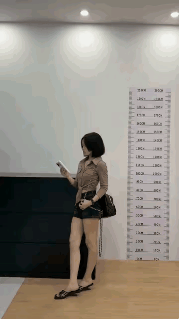 这身高太出众啦👏