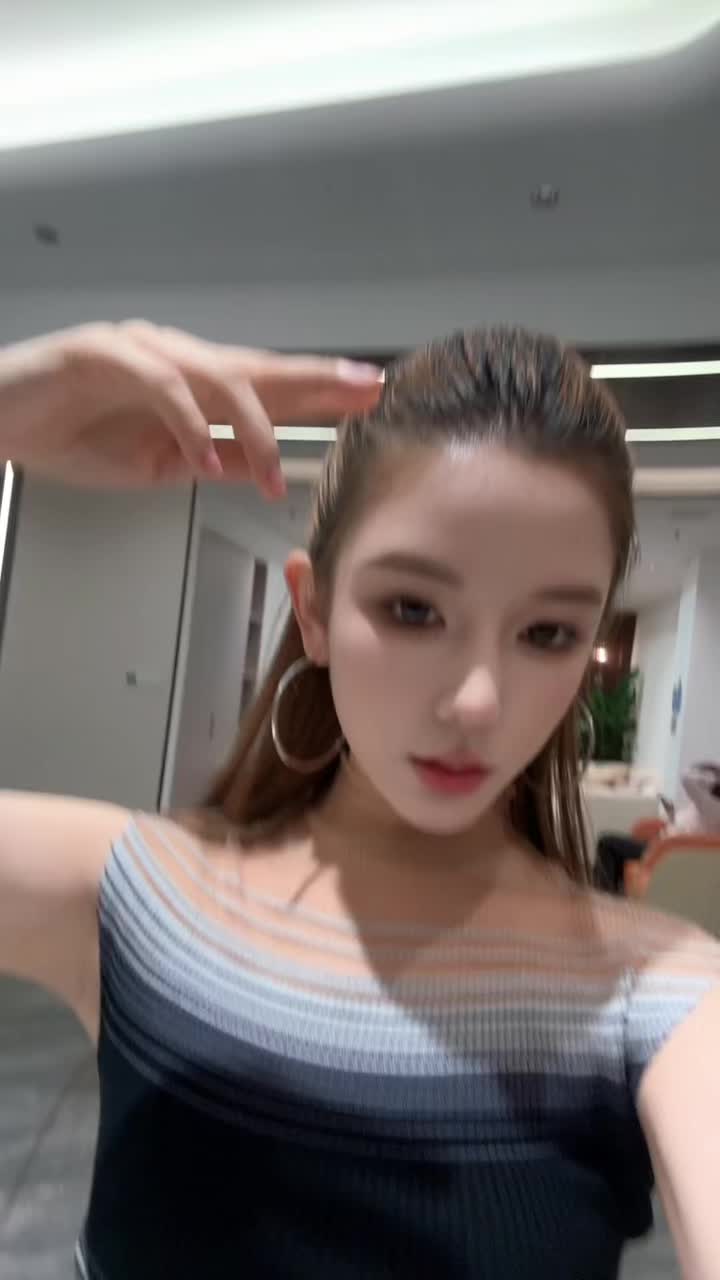 美女配硬曲