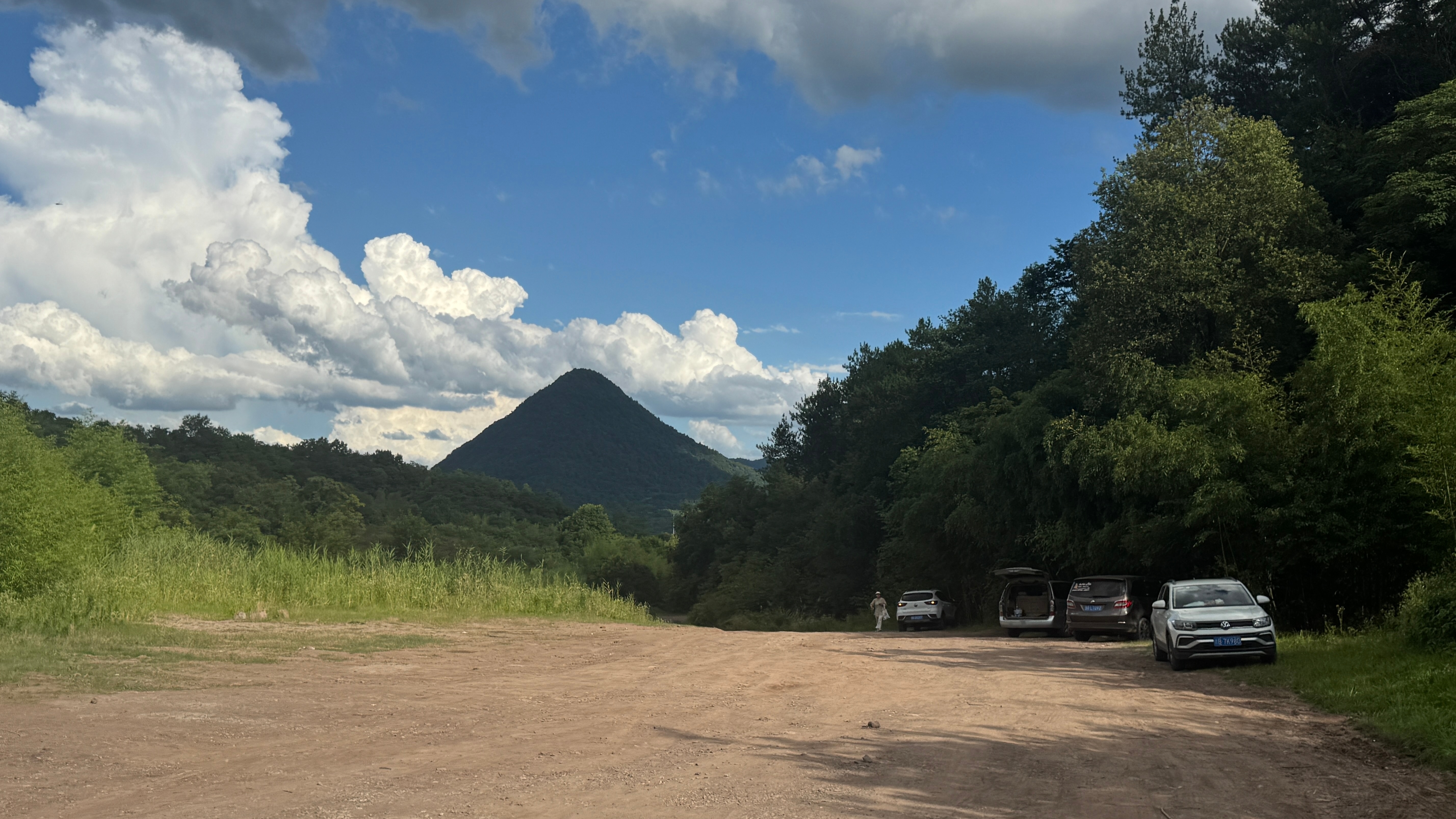 我希望所有人都明白这个道理！就是你在别人口中的好与坏，其实只和他们自己的利益有关