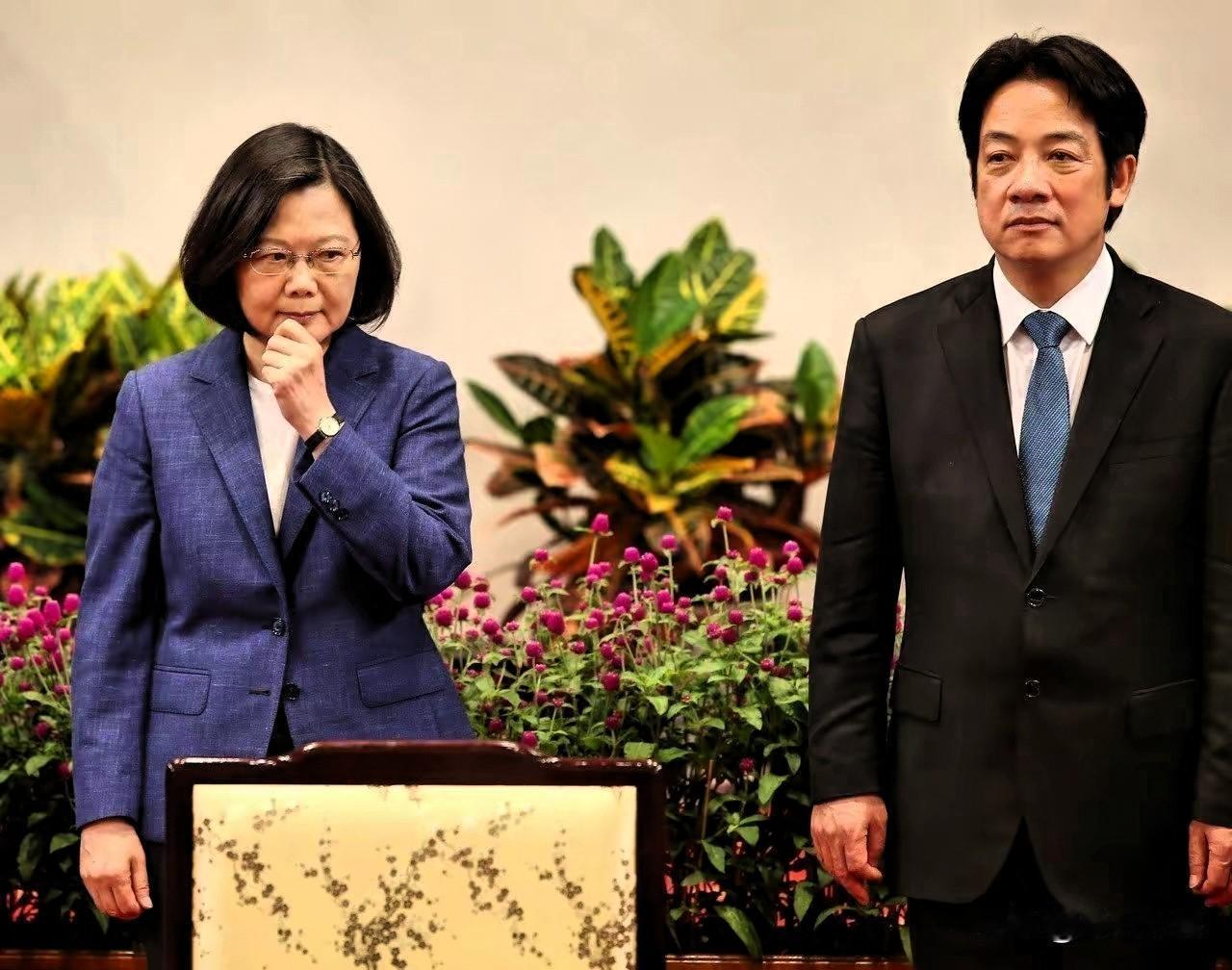 同样民进党当政，陈水扁硬刚了6年翻车，蔡英文装模作样混了8年，赖清德上台还不到2