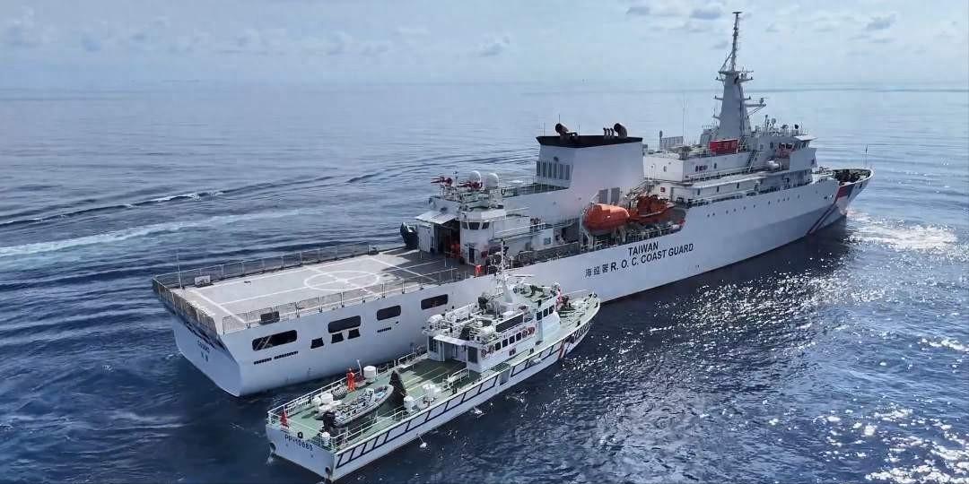 2025年4月23日，台湾岛上这几件事凑到一起，真是让人看得直摇头，你说他们干的