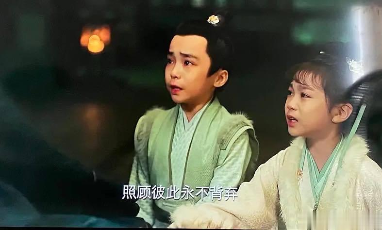 #夭玹对外婆的誓言# 夭玹命中注定的感情，真的是太好磕了，夭玹曾在外婆面前发誓，