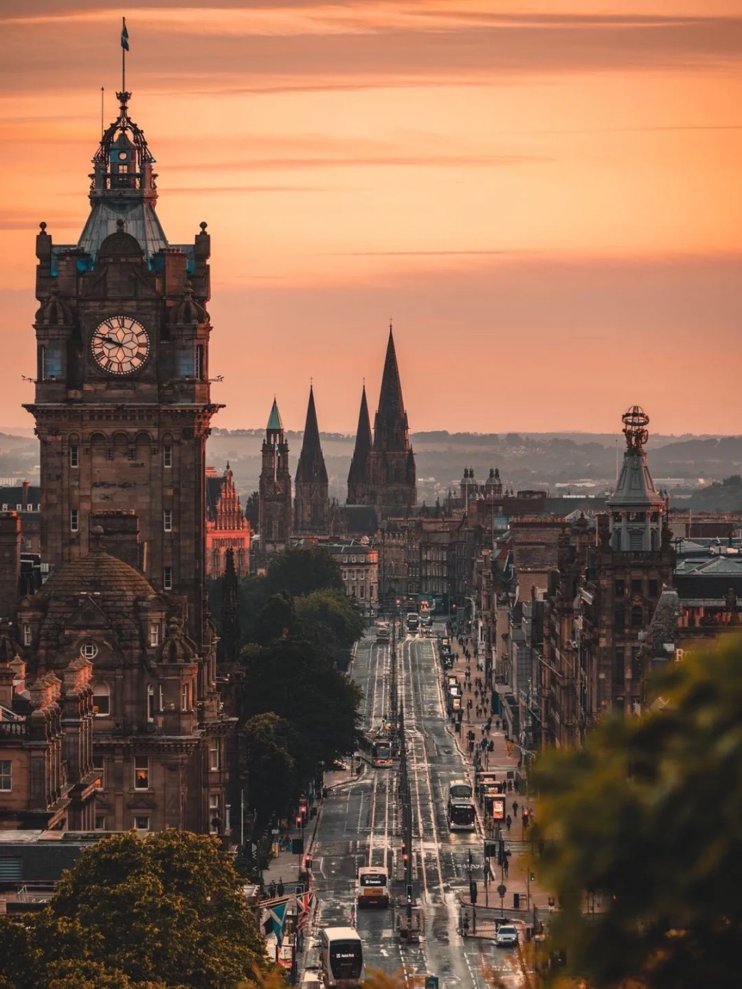 爱丁堡民宿⛲️王子大街步行可达 住在电影里