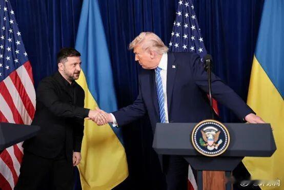 泽连斯基又想见特朗普了，但是我认为，现在的特朗普焦头烂额，根本没心思见他，更没心