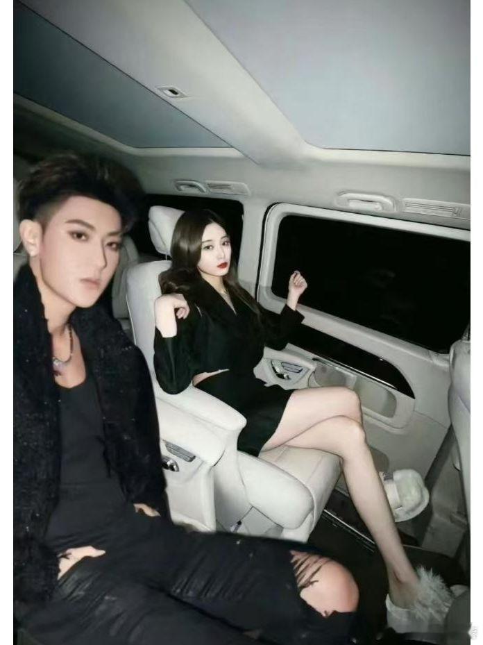 #艺洋训狗##洋韬[超话]# 质疑到理解，遇到满眼都是自己的人真幸福从前质疑徐艺