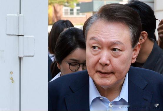 以1敌10，尹锡悦正在不断刷新大众对他的认知。以前是传唤难，但是逮捕难，特检组面