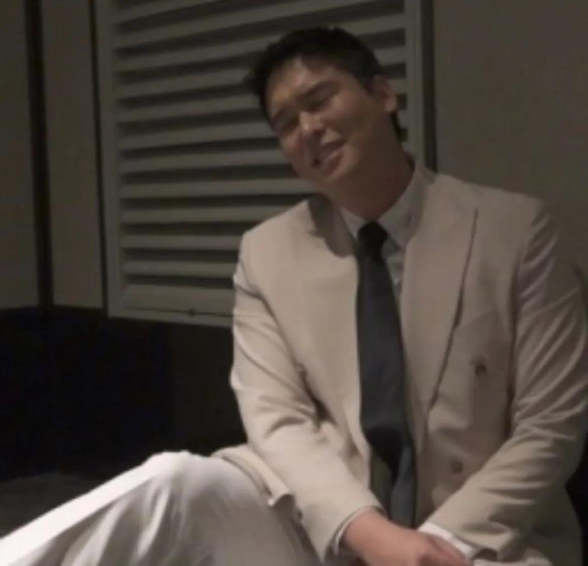 《我独自生活》李章宇礼貌地拒绝了各界婚礼唱祝歌的邀约，谦虚表明：我不是歌手

