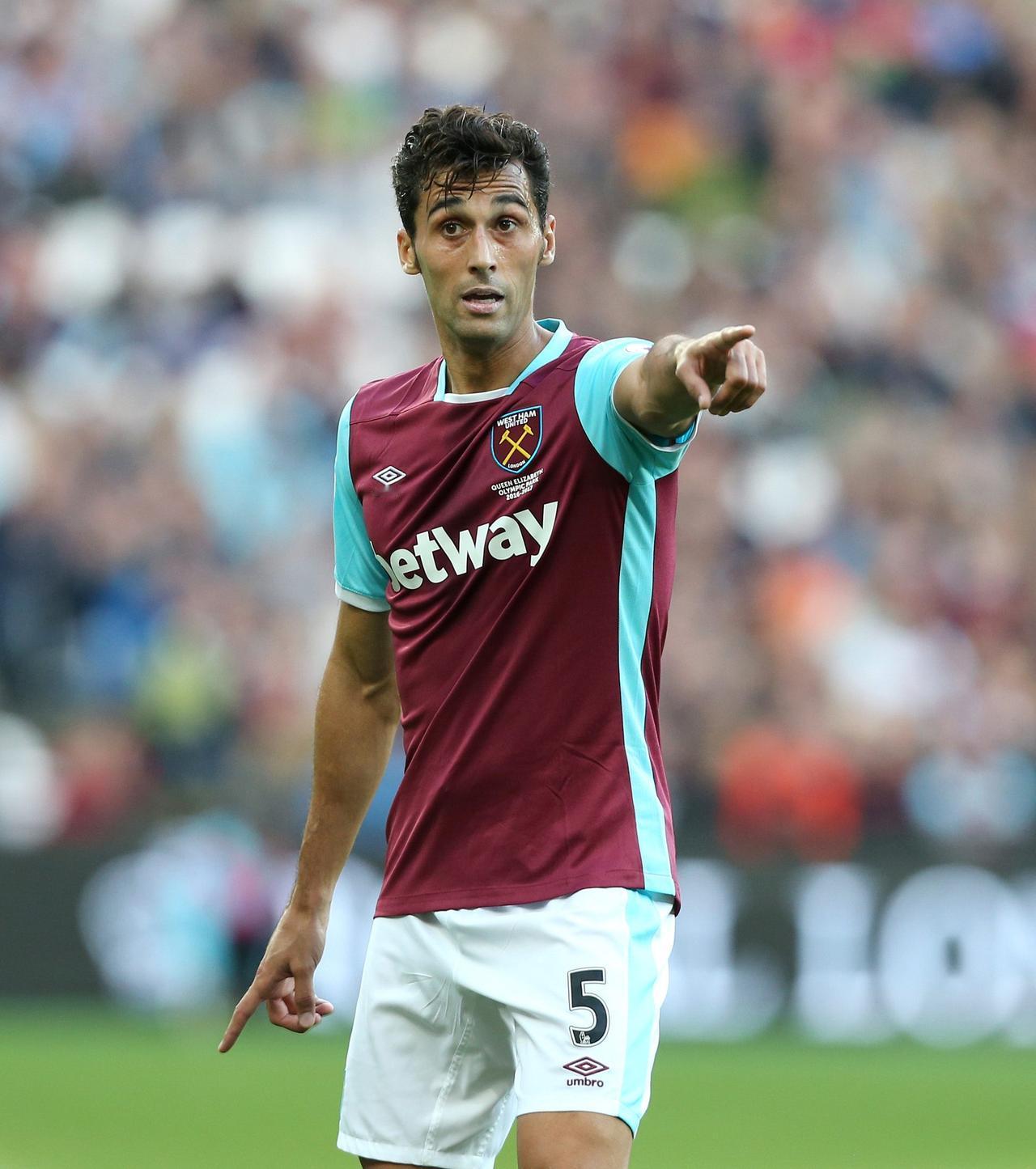 2016年的皇马曼联切尔西的现任主帅

阿尔瓦罗·阿韦洛亚（西汉姆联）

达伦·