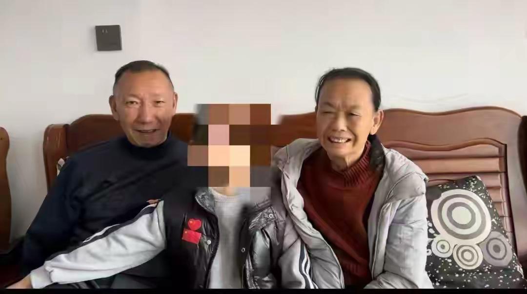 男子送外卖遇车祸去世，DNA鉴定8岁儿子非亲生，家人索赔19.5万抚养费败诉，申