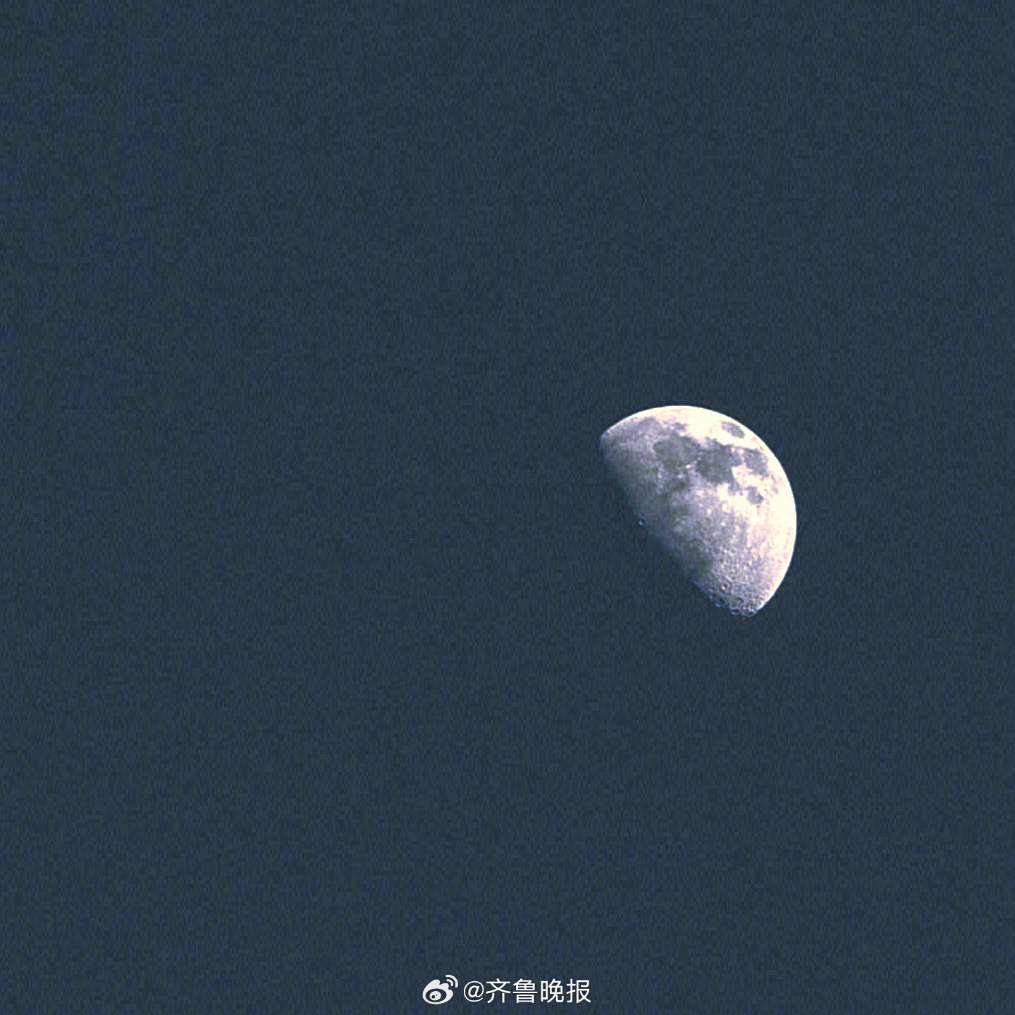 晚风捎来安宁月光照亮好梦#晚安#