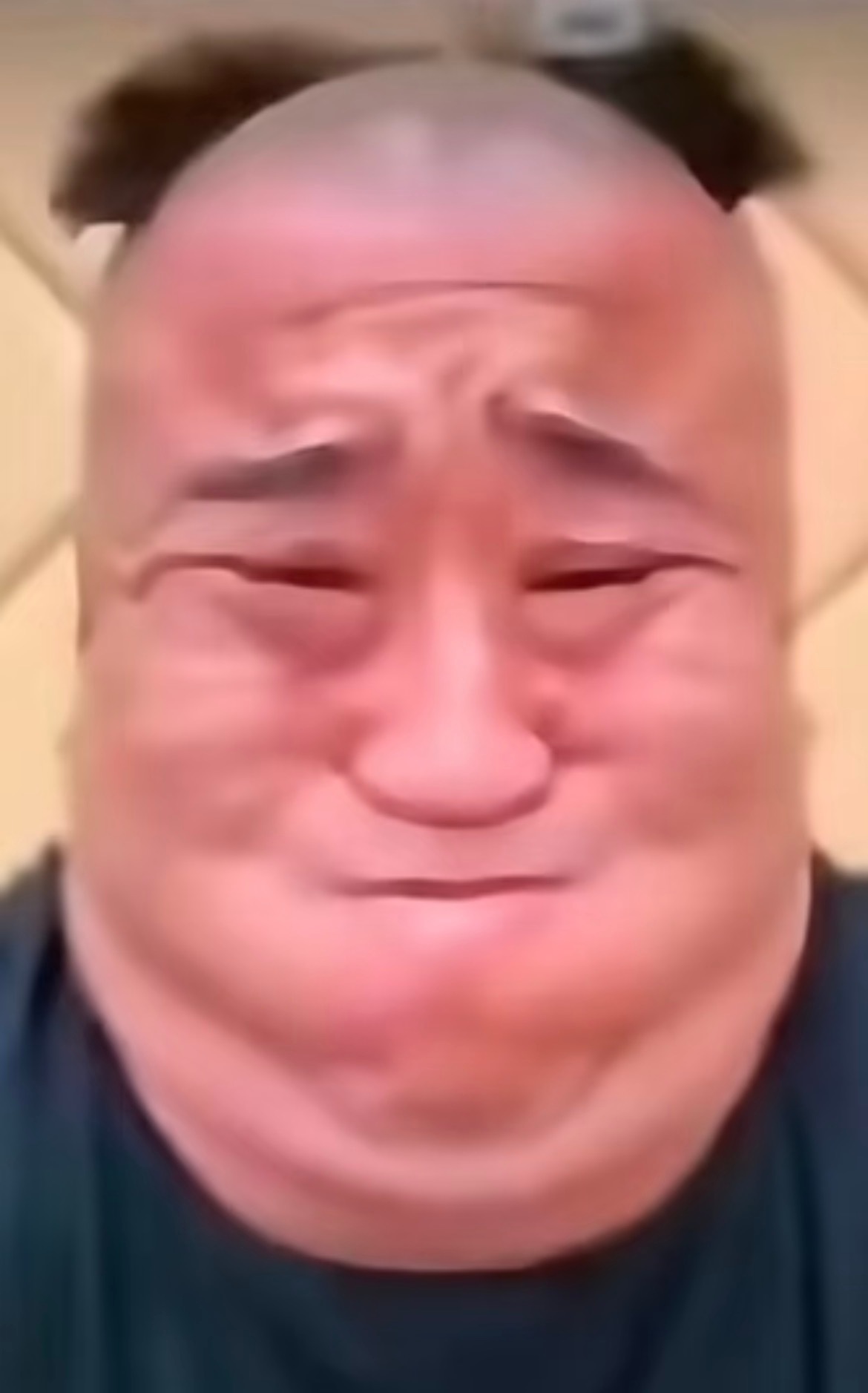 范志毅批哈兰德表现糟糕范志毅是干什么的？他是不是觉得自己很厉害，年轻的时候也不见