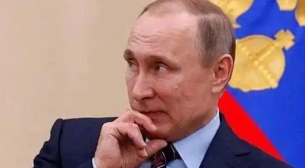 一直以为俄罗斯人最恨的是乌克兰，再不济也是美国。结果民调一出来，所有人都傻眼了。