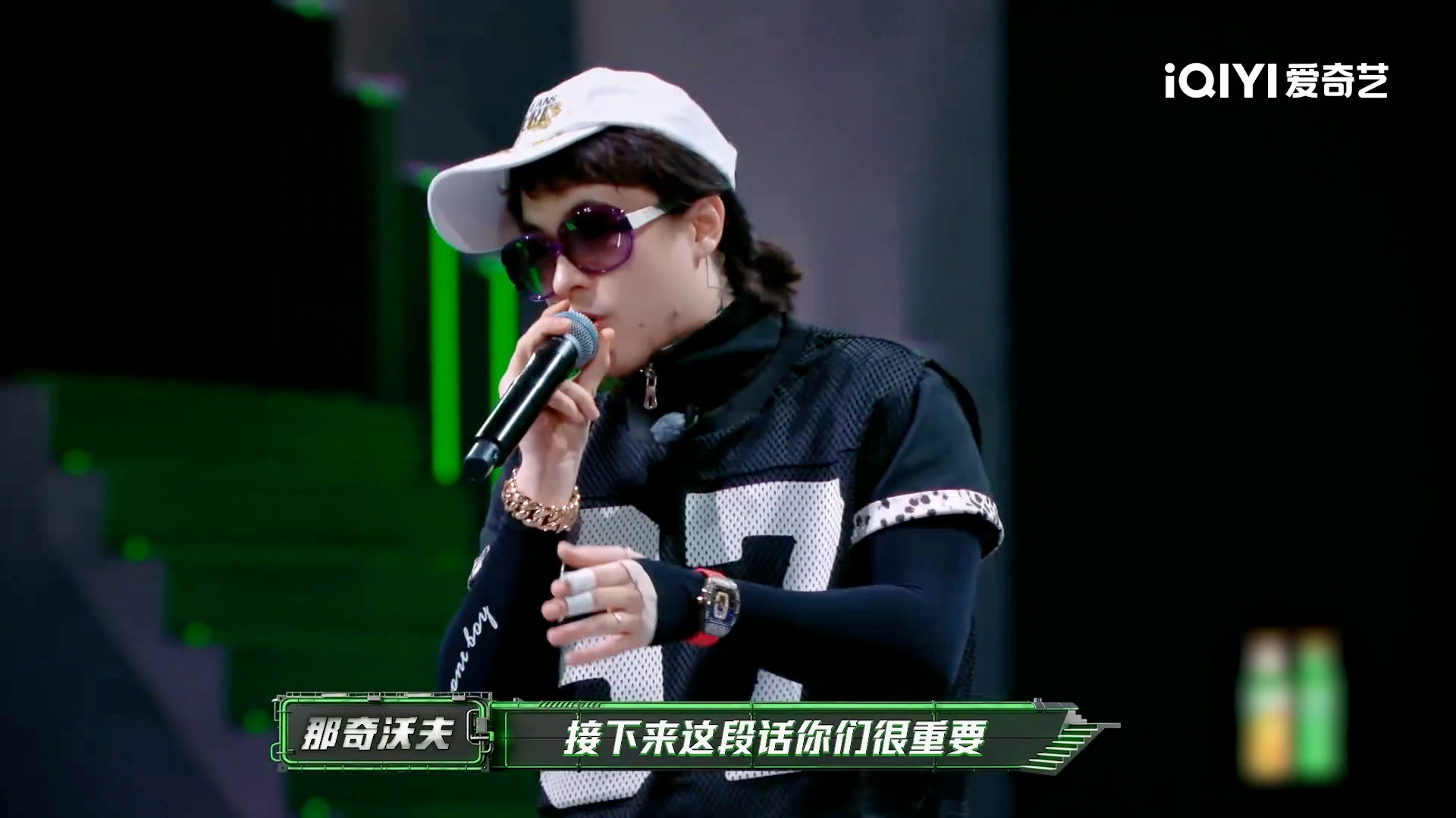 那奇沃夫要求淘汰 综艺名场面又来了！那奇沃夫拯救赛表演燃炸，到投票环节却喊话不要